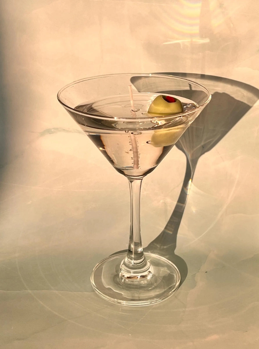 Indulge in the ambiance of our classy Martini Candle, crafted from premium all-natural gel wax with a delightful soy wax olive 🫒. Housed in a reusable glass martini glass, this candle is meticulously handcrafted in Toronto, Canada 🇨🇦 using locally sourced materials for a safe and delightful burn.
Elevate your space with this unique blend of style and fragrance, extra dirty just the way you like it! 🕯️✨
